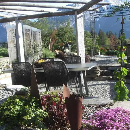 Staldacher Bed & Breakfast 3*